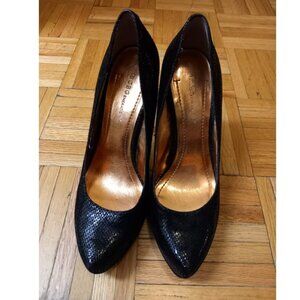 BCBGeneration Parade Platform Pump black leather stilettos, size 8 / 38